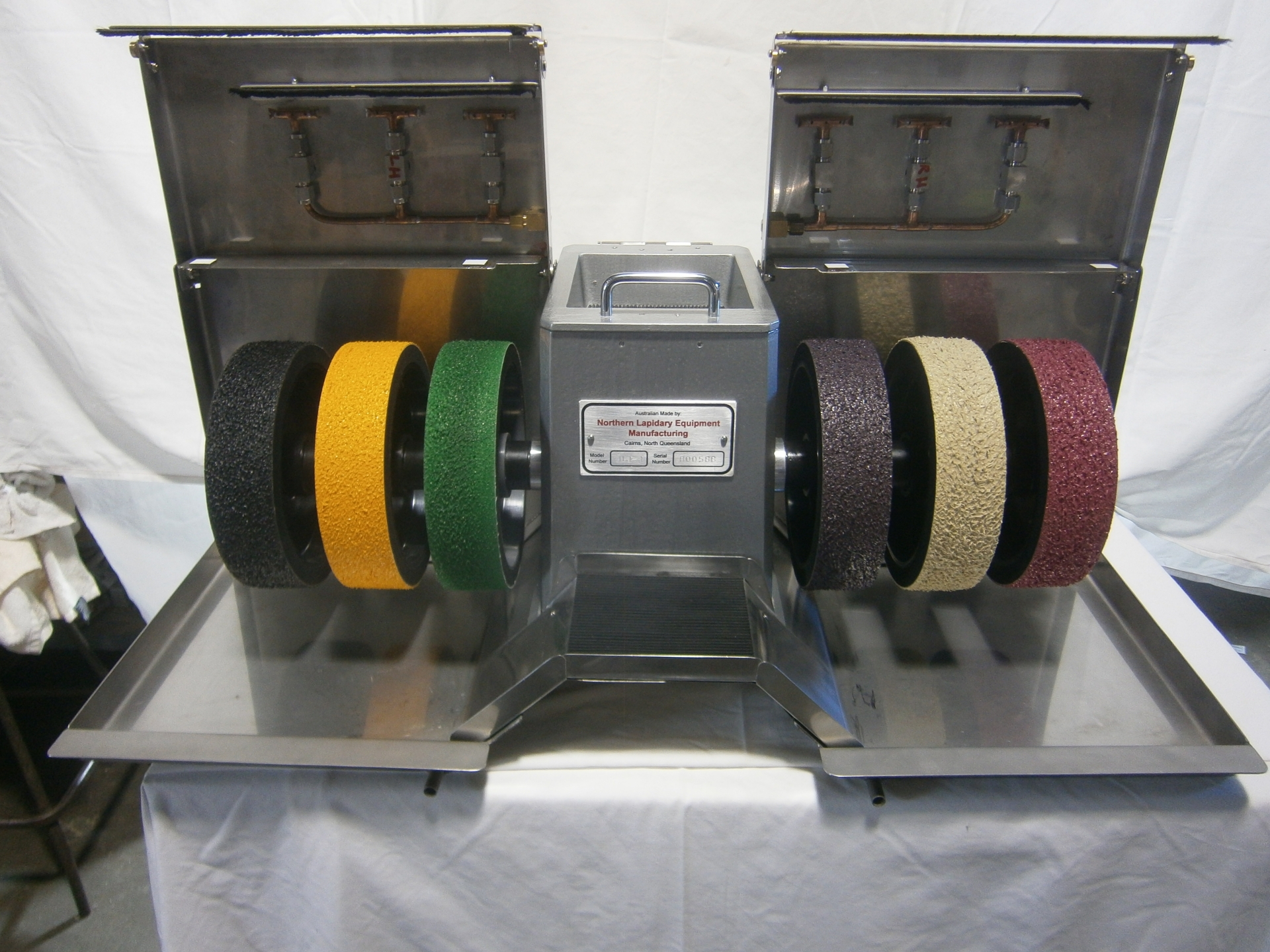 8 Cabbing Machine Eight inch by six wheelcabbing machine photos